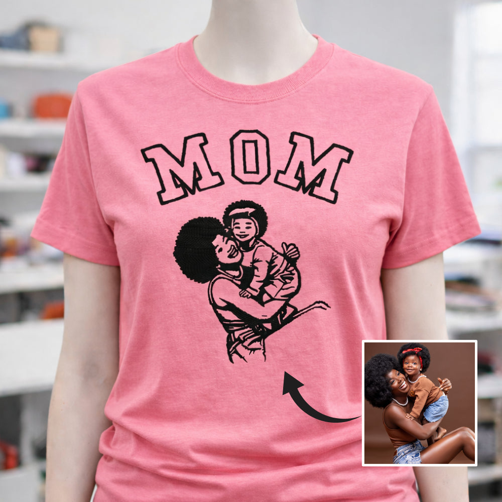 T-shirt Maman brodé avec Amour